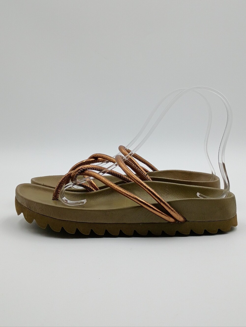 Nicholas K Bronze Metallic Olive Green Strappy Platform Thong Sandals 37 7